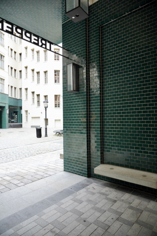 pluche74 film foto evenement locatie hamburg duitsland straten stadthof3