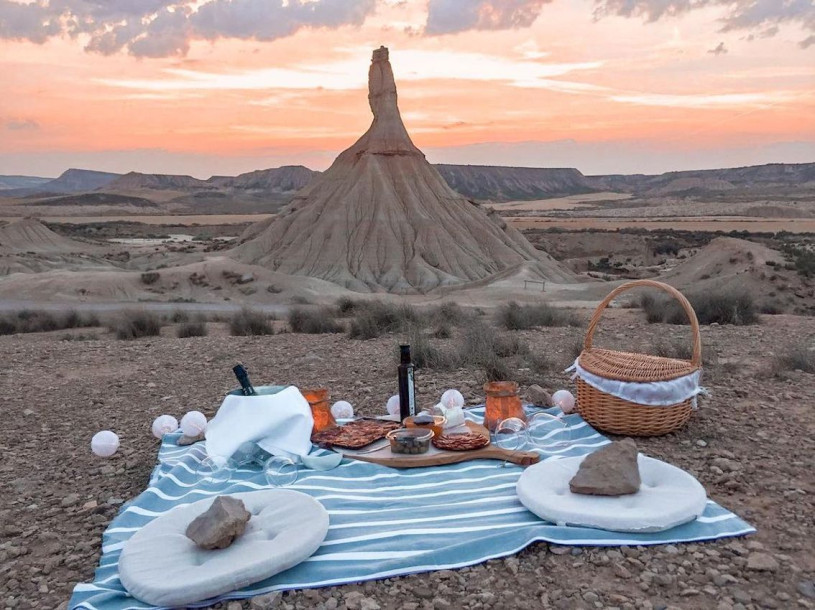 plush74 film photo event location hotel desert spain bardenas14