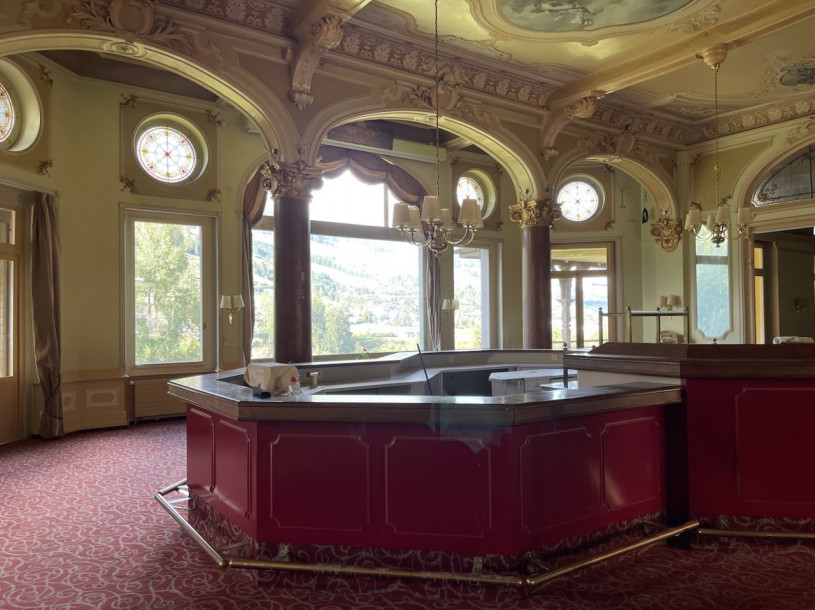 plush74 film photo event location switzerland vulpera hotel historic 8