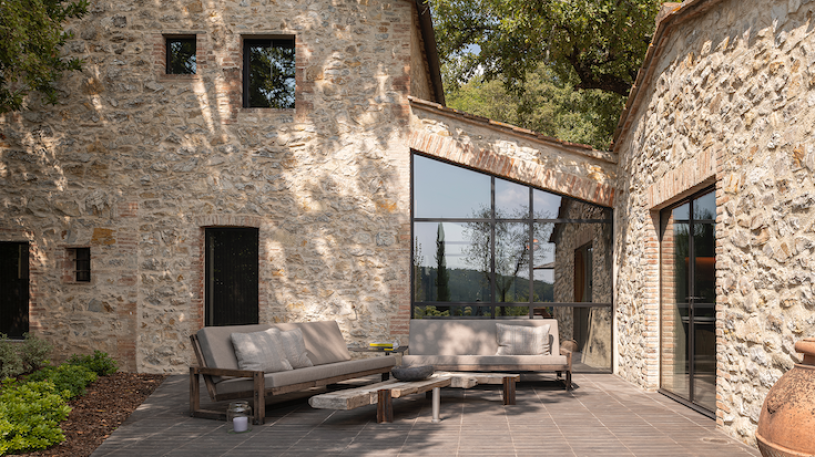 plush74 film photo event location tuscany italy house 2