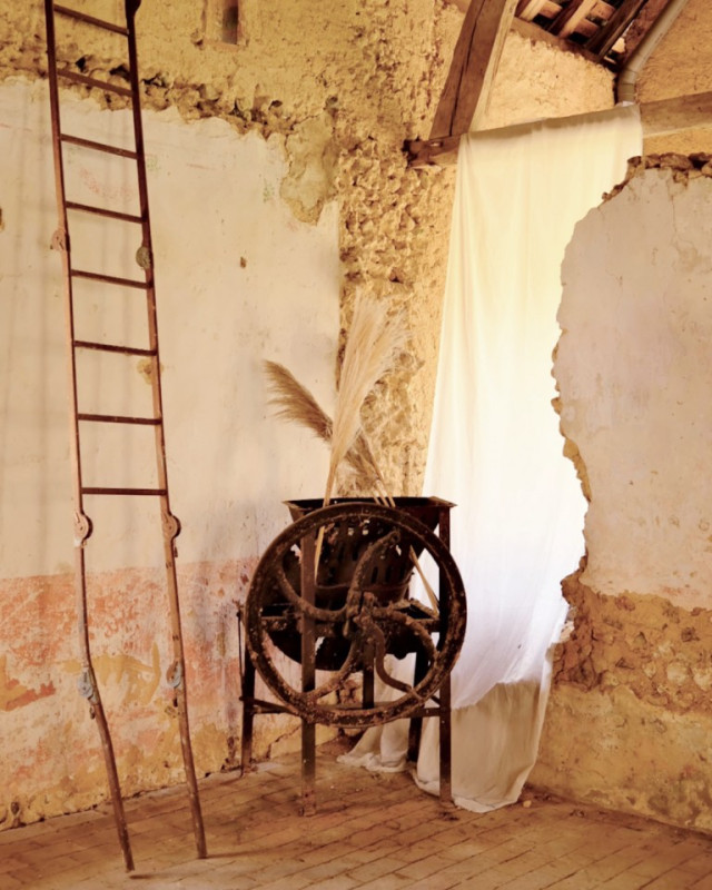 plush74 film photo france cogners rustic house00011