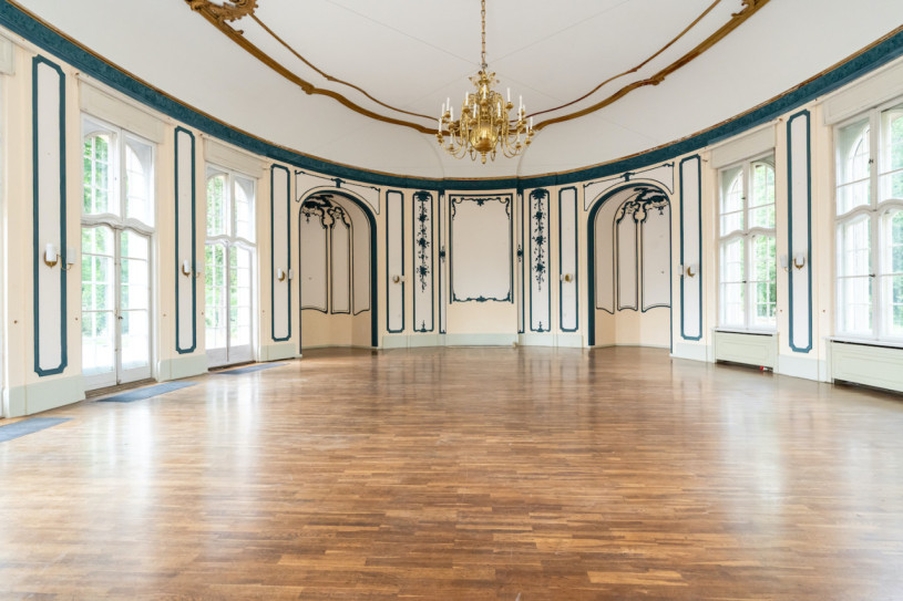 plush74 film photo shooting location scouting berlin event space castle special location historic potsdam2