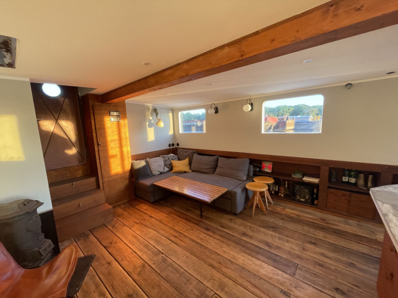 plush74 floating ufo 10