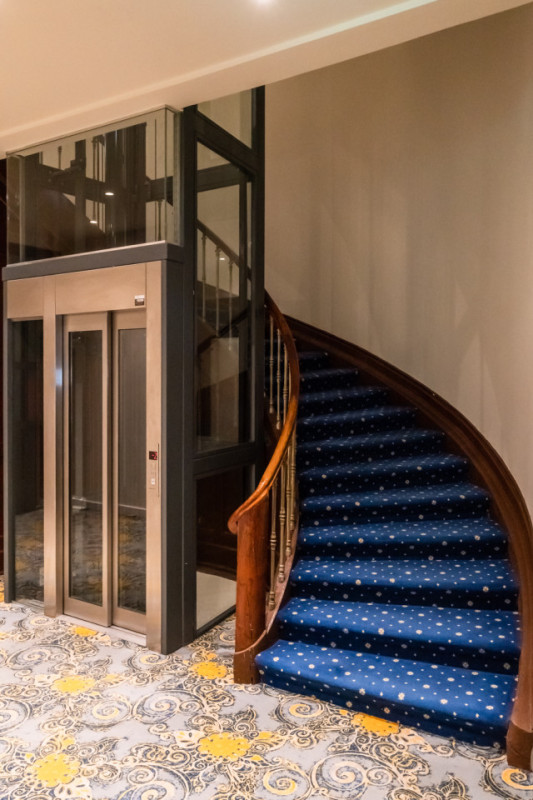 plush74 grand history hotel 15