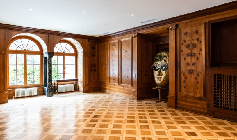 plush74 grand history hotel 43