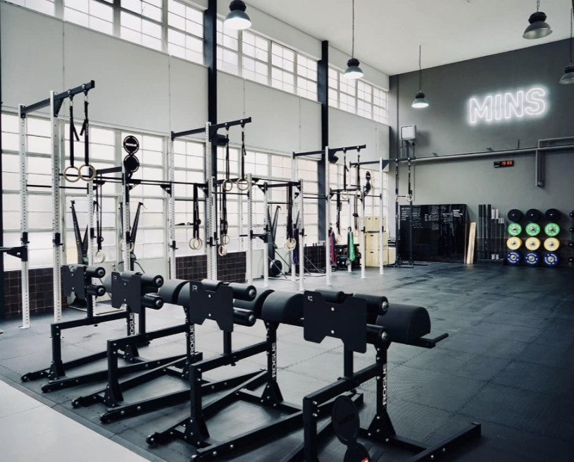 plüsch74 fitnessstudio crossfit berlin location film foto event industrial4