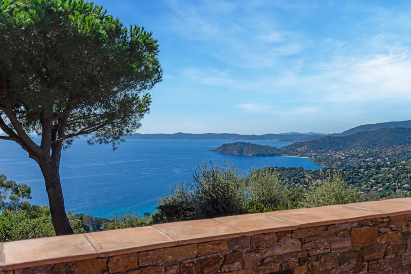 plush74 hillside villa with sea view 36