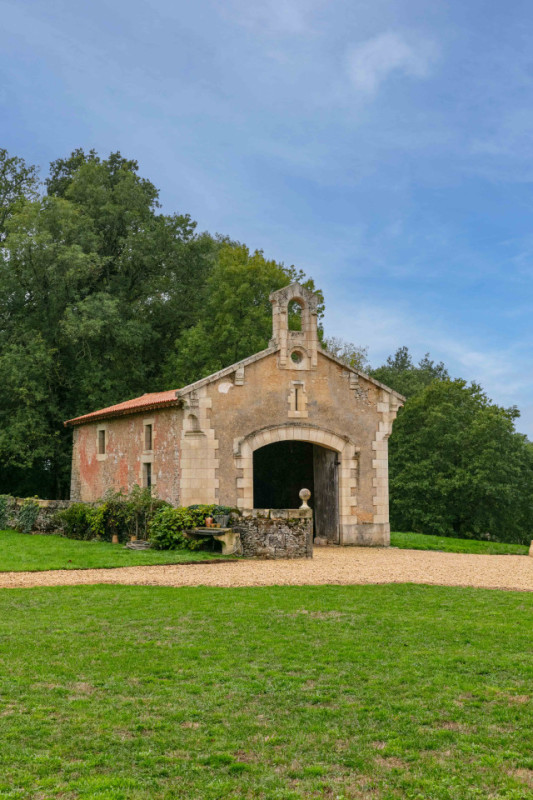 plush74 historisches französisches chcteau in auge 21