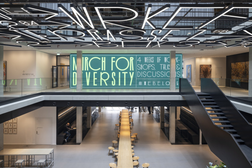 plush74 Haus der Kommunikation 3