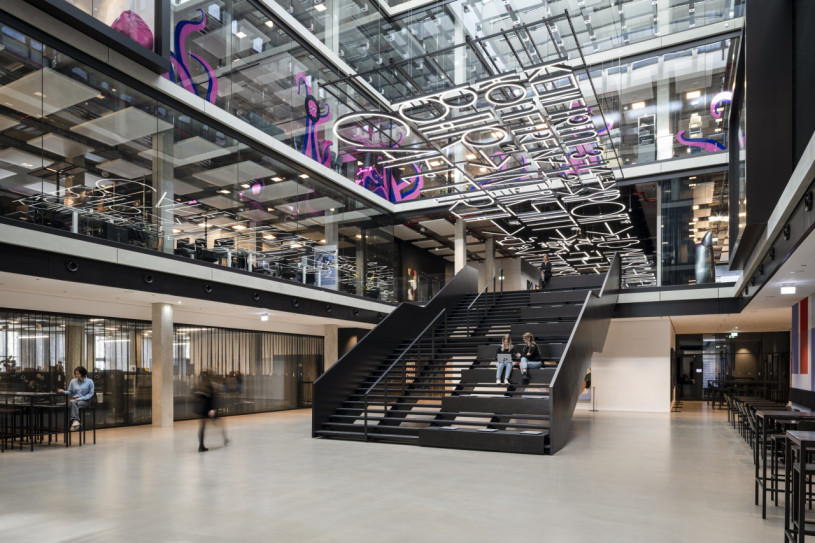 plush74 Haus der Kommunikation 6