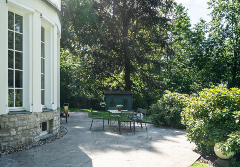 plush74 house rental film photo villa germany berlin scout agency bright garden19