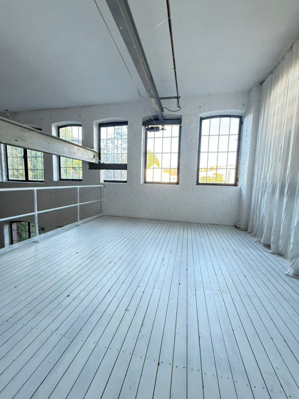 plush74 industrial studio hamburg 21