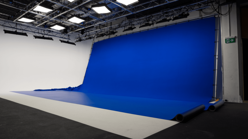 plush74 infinity film studio 3 4(1)