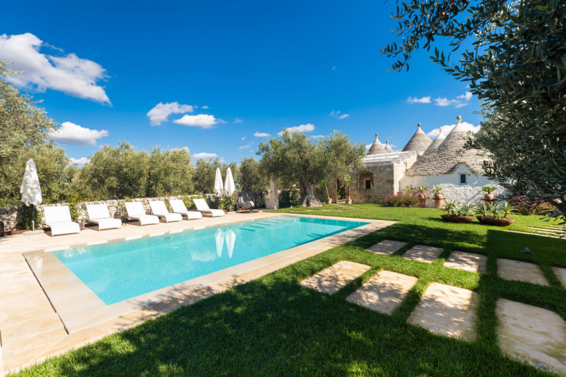 plush74 italy apulia location rent shoot film photo trullo pool 3