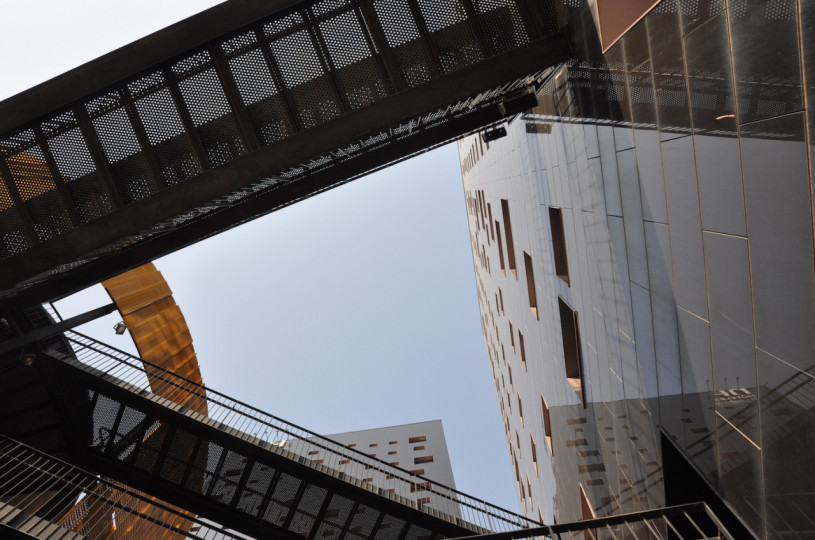 plush74 italy milano location rent shoot film photo streets parking modern architecture glass 10