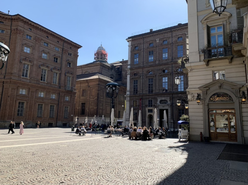 plush74 italy torino location rent shoot film photo streets piazza 4 (1)