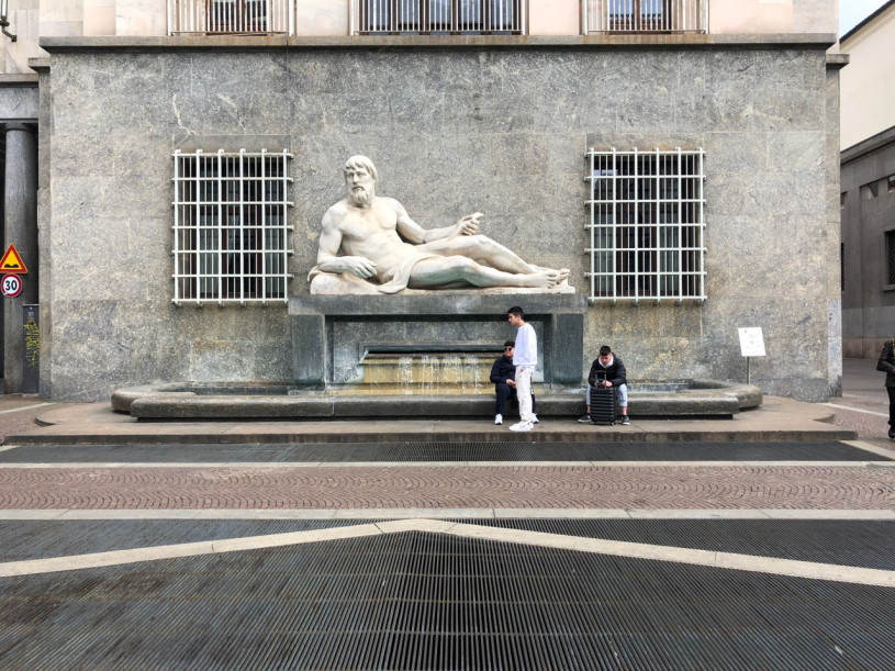 plush74 italy torino location rent shoot film photo streets piazza 4