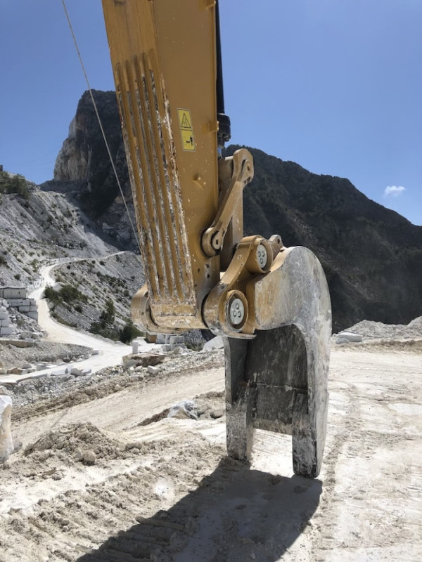 felpa74 italia toscana lugar alquiler rodaje película foto cantera de mármol montaña 13