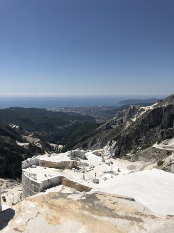 felpa74 italia toscana lugar alquiler rodaje película foto cantera de mármol montaña 18