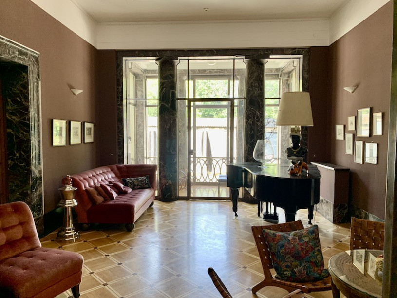 felpa74 locaitons alemania postdam foto pelicula produccion villa moderna francke00011