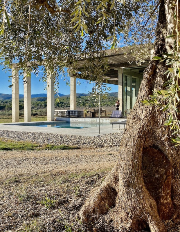 plush74 locaitons photo film production modernd design spain luxury villa00019