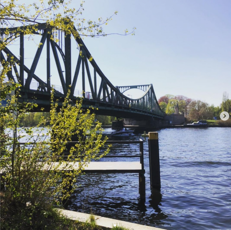 felpa74 lugar berlin glinickerbrucke foto film eventjpg4