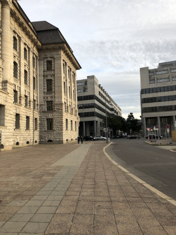 felpa74 ubicación calles berlín 7