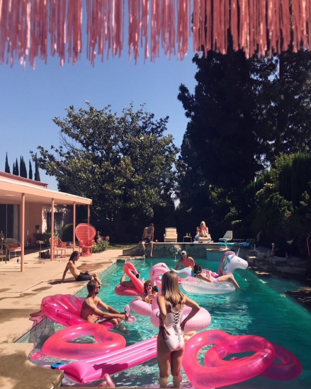 plush74 location california design vintage furniture pink palace shoot film photo fashion car scouting20