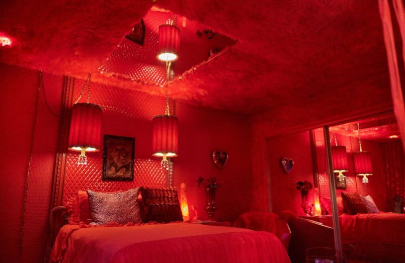 plush74 location california design vintage furniture pink palace shoot film photo fashion car scouting31