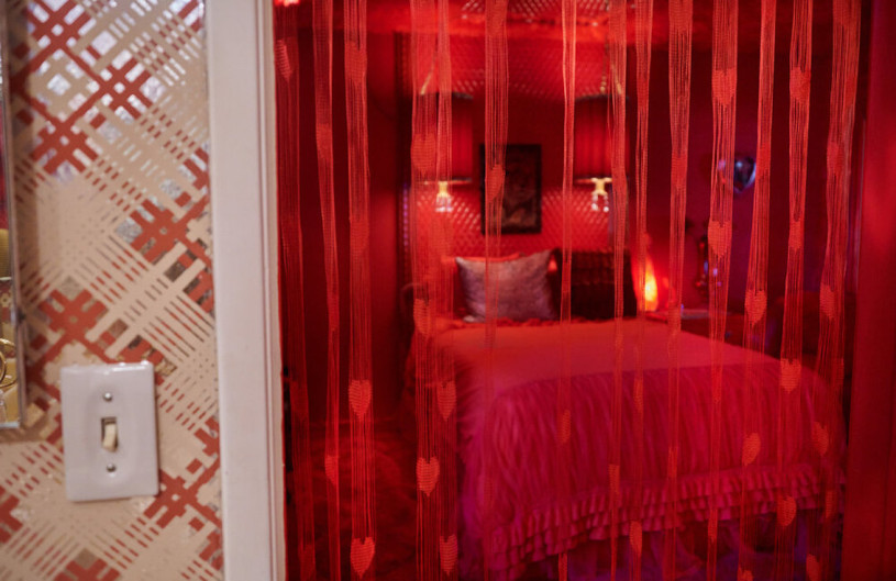 plush74 location california design vintage furniture pink palace shoot film photo fashion car scouting36