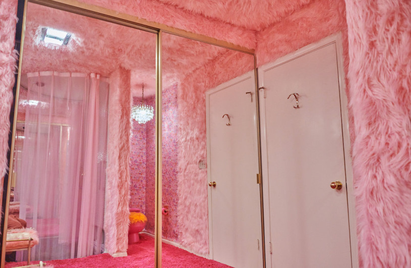 plush74 location california design vintage furniture pink palace shoot film photo fashion car scouting42