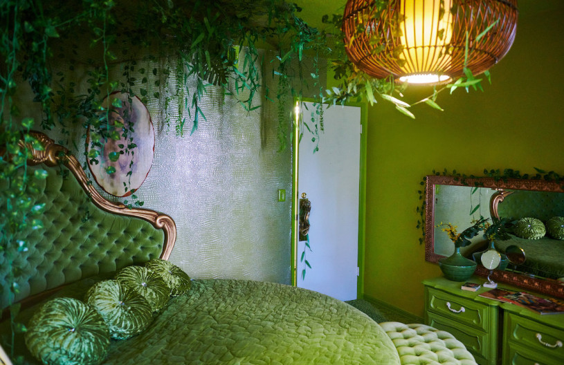 plush74 location california design vintage furniture pink palace shoot film photo fashion car scouting73