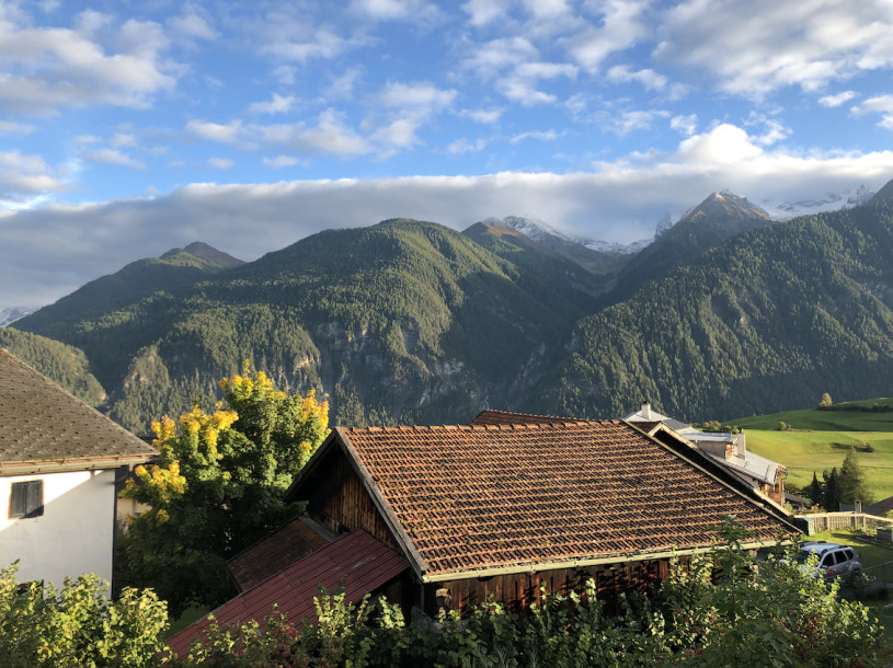 plush74 location film photo alvaneu switzerland historical farm house 24