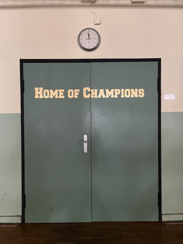 pluche74 locatie film foto evenement duitsland berlijn vintage gym fitness boksen 160