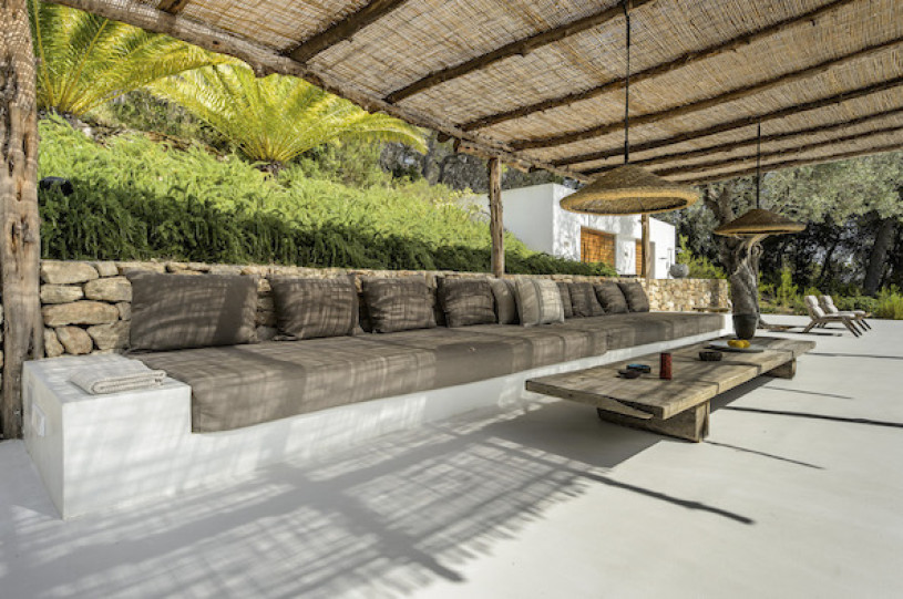 plush74 location film photo villa ibiza rustic00067