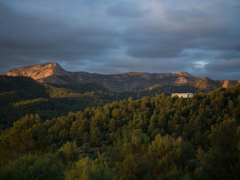 plush74 location photo film architecture conrete nature house madrid spain12