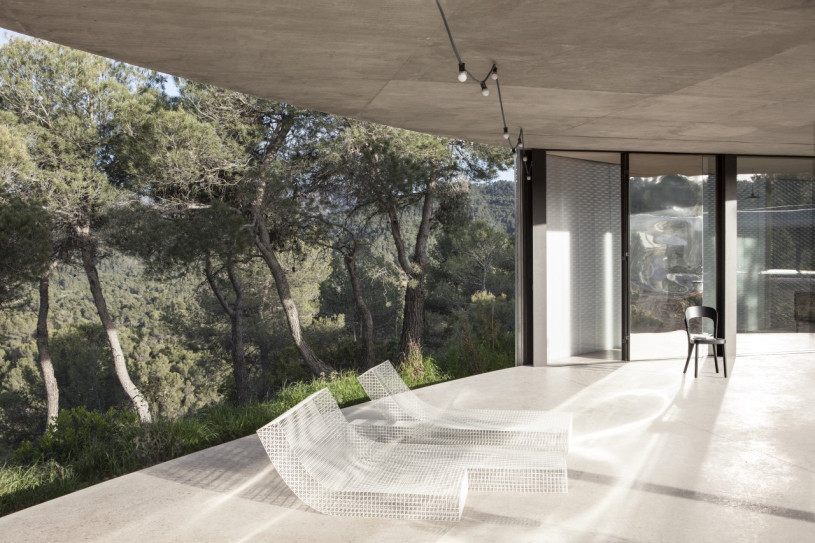 plush74 location photo film architecture conrete nature office madrid spain6