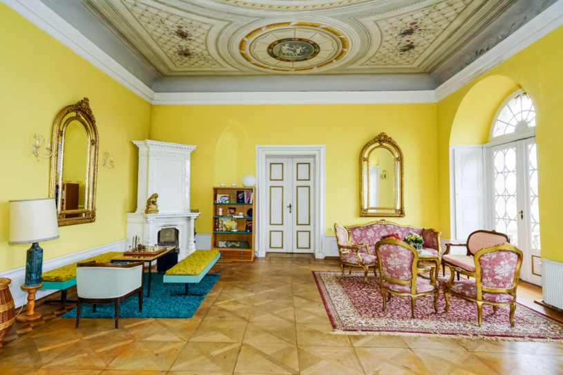 plush74 location foto film castello storico stucco altbau germania40