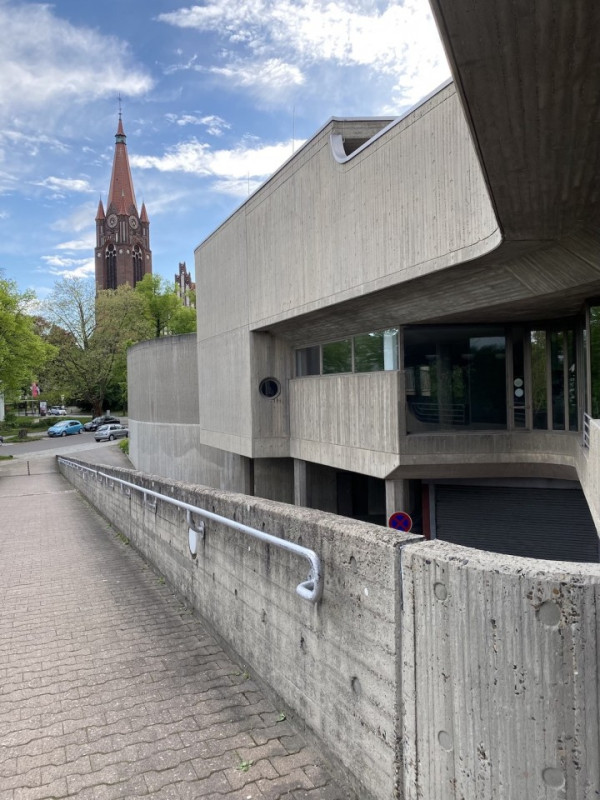 plush74 location foto film event berlin deutschland brutalismus 11