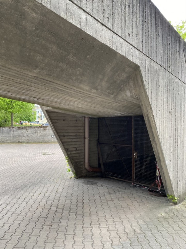 plush74 location foto film event berlin deutschland brutalismus 23