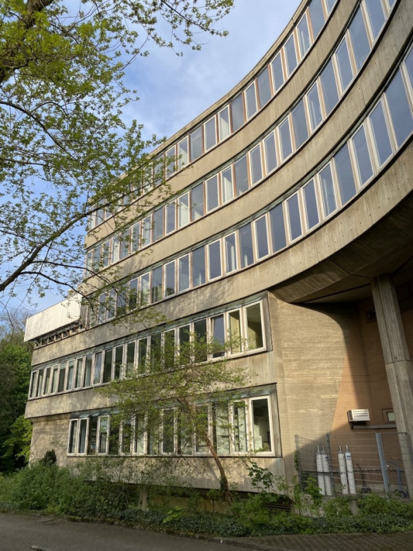 plush74 location foto film event berlin deutschland brutalismus 28