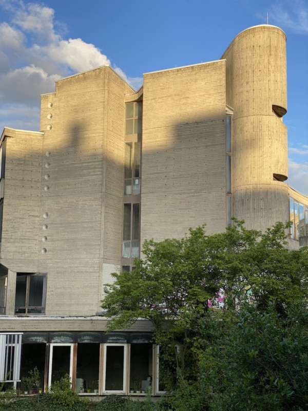 plush74 location foto film event berlin deutschland brutalismus 38