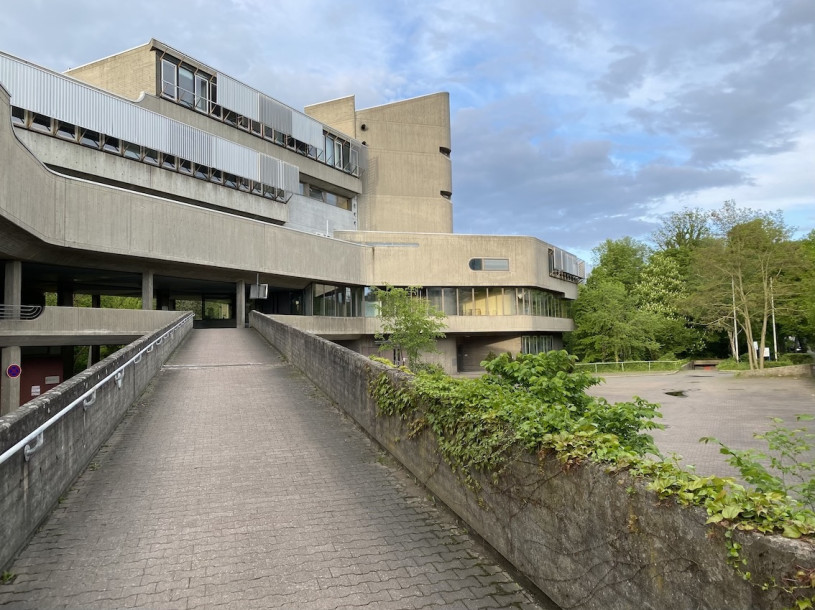 plush74 location foto film event berlin deutschland brutalismus 6