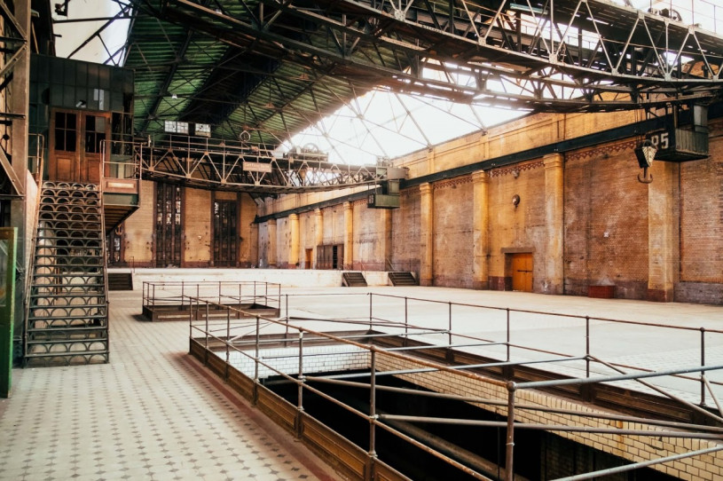 plush74 location photo film event berlin germany industrial 13 (1)