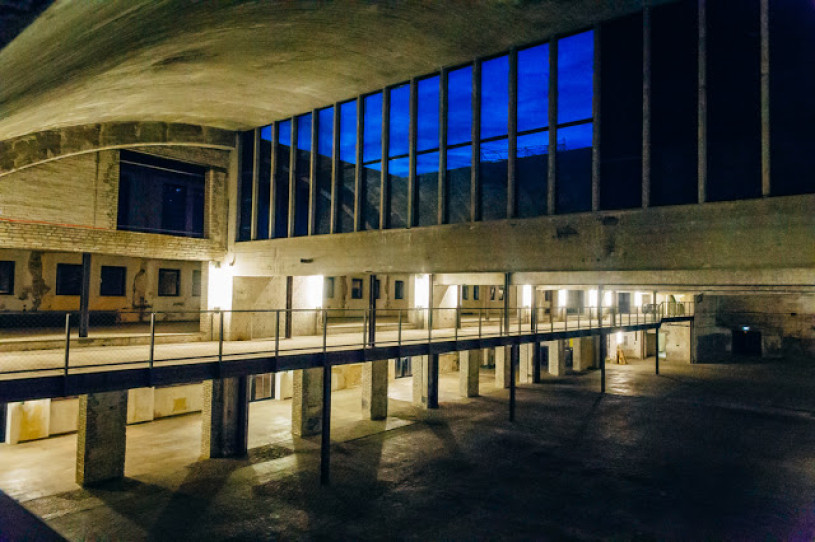 plush74 location photo film event berlin germany industrial 13 (2)