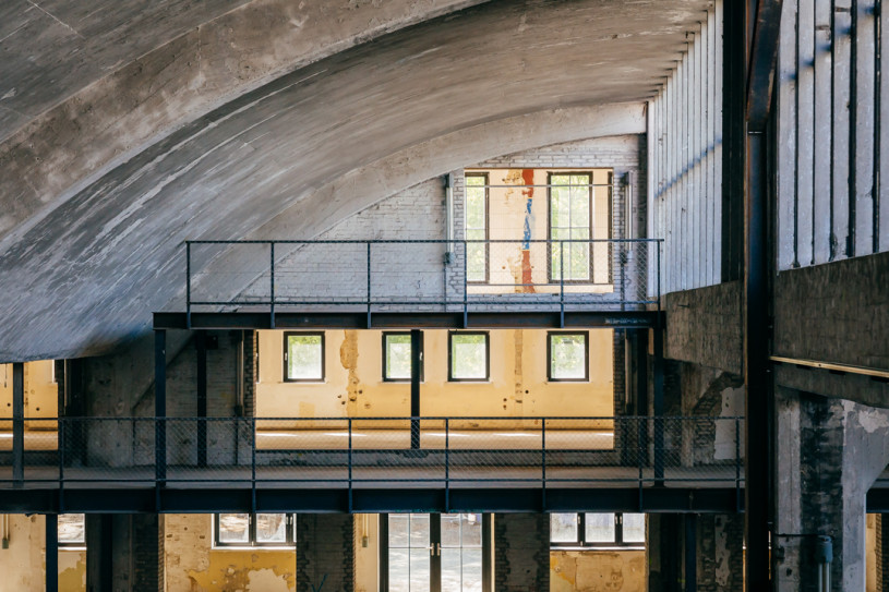 plush74 location photo film event berlin germany industrial 17 (2)