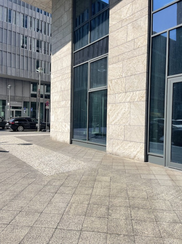 plush74 locatie foto film evenement locatie scouting berlijn centrum straten14