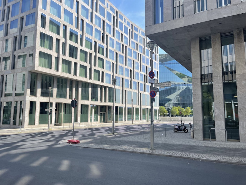 plush74 locatie foto film evenement locatie scouting berlijn centrum straten17