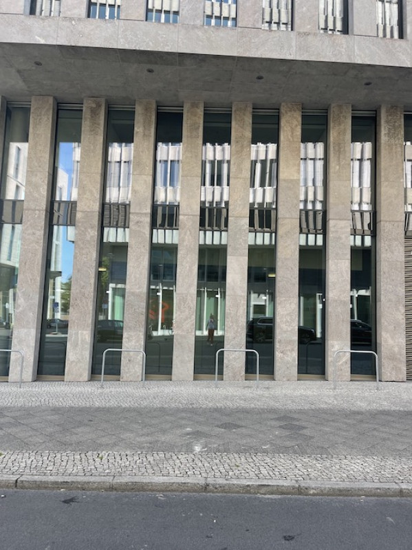 plush74 locatie foto film evenement locatie scouting berlijn centrum straten18