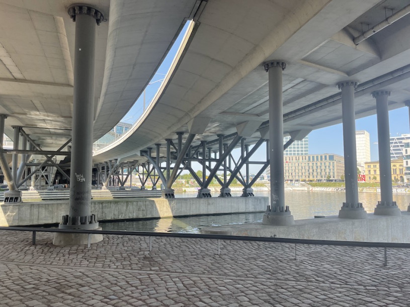 plush74 locatie foto film evenement locatie scouting berlijn centrum straten22